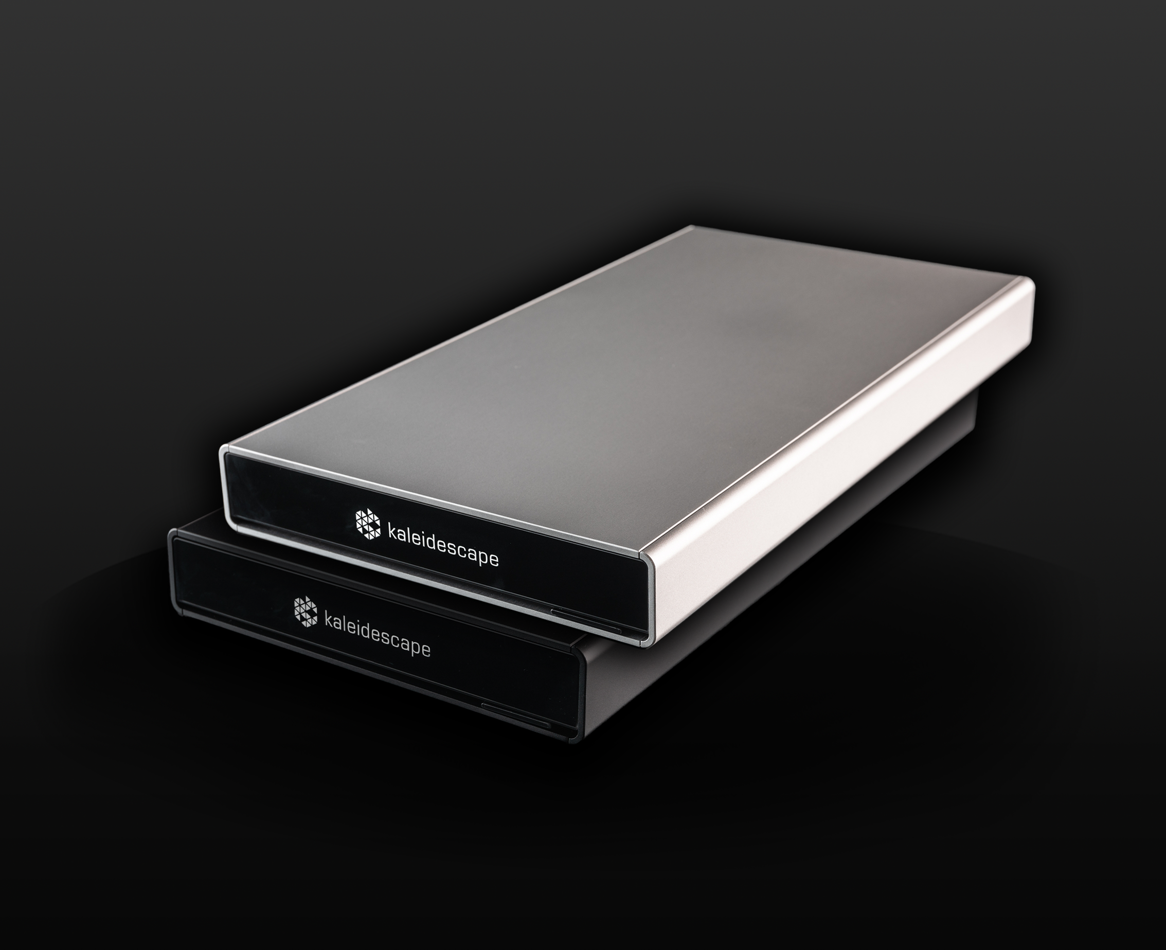 Strato V + Compact Terra Server 8TB SSD – CommunityAV